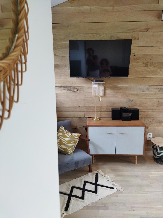 Le Clos Des 3 - Vacances Avec Vue En Ardennes A 5 Kilometres De La Roche - Maison De 90 M2 Avec Chambres - Avec Magnifique Jardin Rendeux Екстер'єр фото